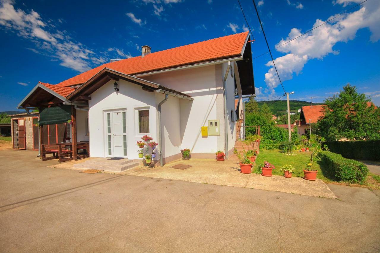 Apartman Katja Rakovica Exterior photo